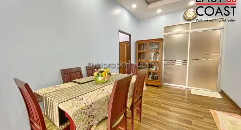 For rent and for sale 3 bedrooms house in Bang Lamung, Chonburi