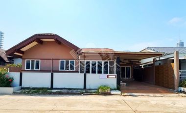 For rent 3 ベッドルーム house in Pratumnak, Pattaya