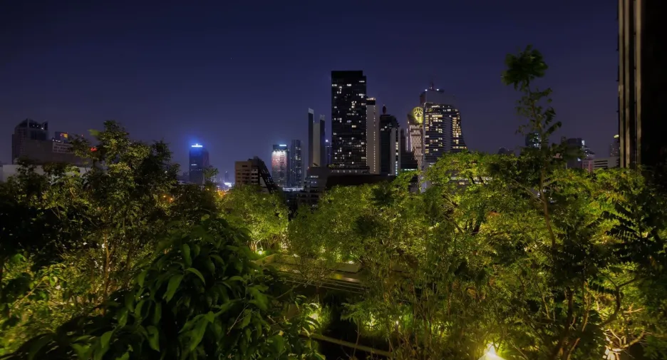 À louer et à vendre 1 chambre condo à Pathum Wan, Bangkok