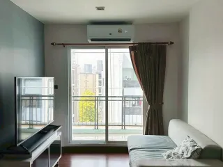 出租 2 卧室 公寓 在 Phra Khanong, 曼谷