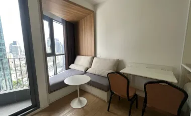 For rent 1 bed condo in Bang Rak, Bangkok