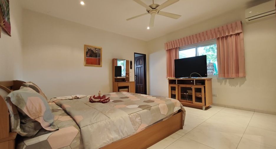 ขาย 3 ห้องนอน บ้านเดี่ยว ใน พัทยาตะวันออก, พัทยา
