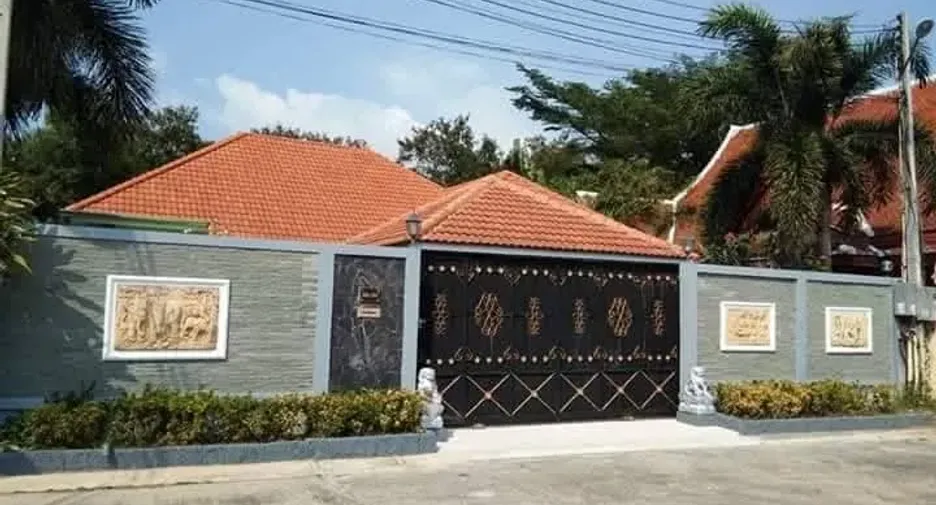For rent 3 bedrooms house in Bang Lamung, Chonburi