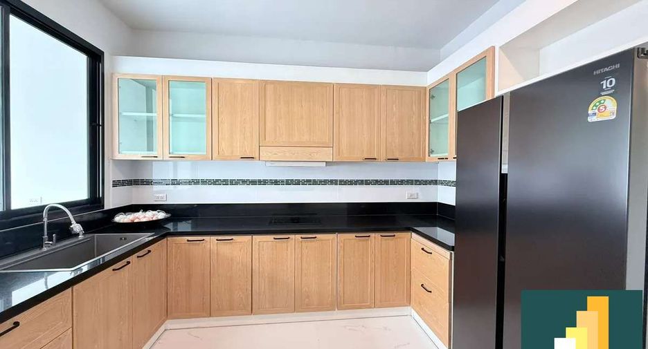 Haus zum Kauf mit 4 Zimmer in East Pattaya, Pattaya