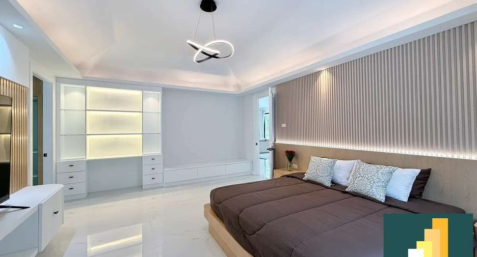 Haus zum Kauf mit 4 Zimmer in East Pattaya, Pattaya