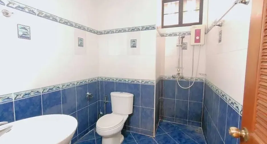 For rent and for sale 3 bedrooms house in Bang Lamung, Chonburi