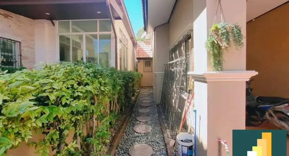 For rent and for sale 3 bedrooms house in Bang Lamung, Chonburi