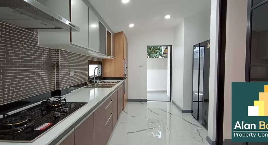 For sale 3 ベッドルーム house in East Pattaya, Pattaya