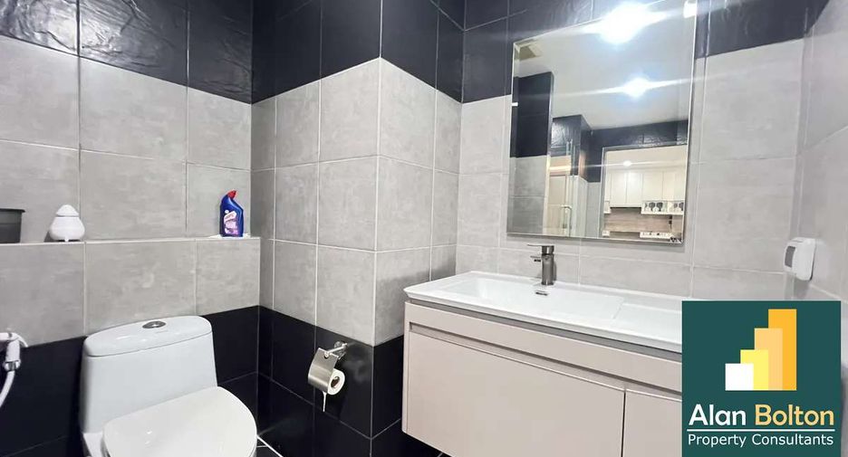 À vendre 1 chambre condo à East Pattaya, Pattaya