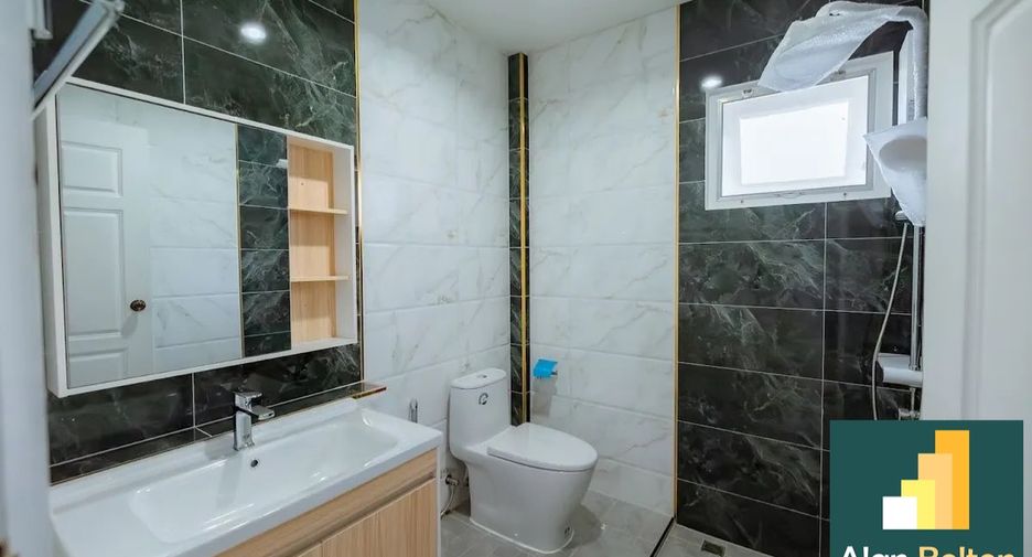 For sale 3 ベッドルーム house in East Pattaya, Pattaya