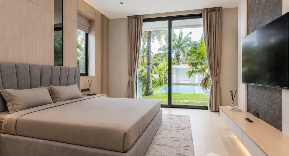 For sale and for rent 6 bedrooms house in Bang Lamung, Chonburi