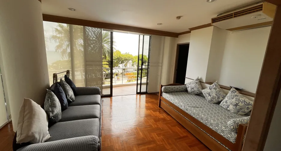 À louer 2 chambres condo à Pratumnak, Pattaya