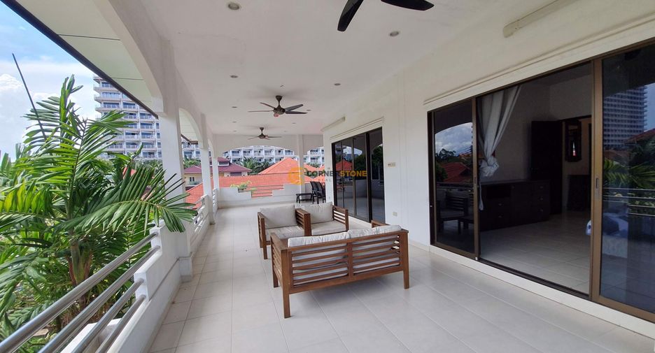 For rent 4 ベッドルーム house in Jomtien, Pattaya