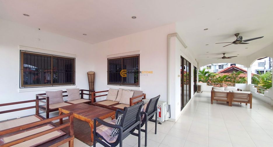 For rent 4 ベッドルーム house in Jomtien, Pattaya