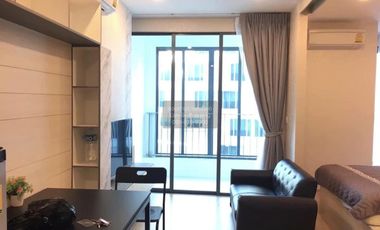 Condo en alquiler de 1 habitaciones en Bang Rak, Bangkok