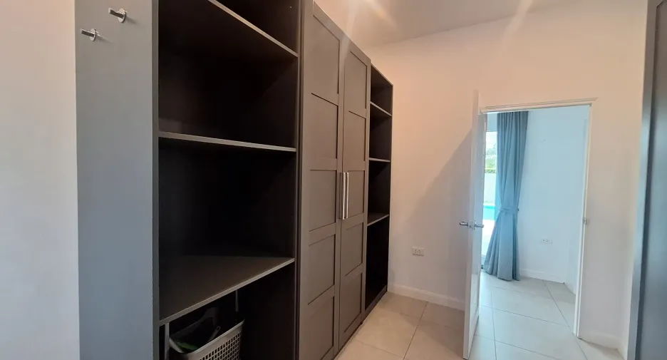 For sale and for rent 4 bedrooms villa in Pran Buri, Prachuap Khiri Khan