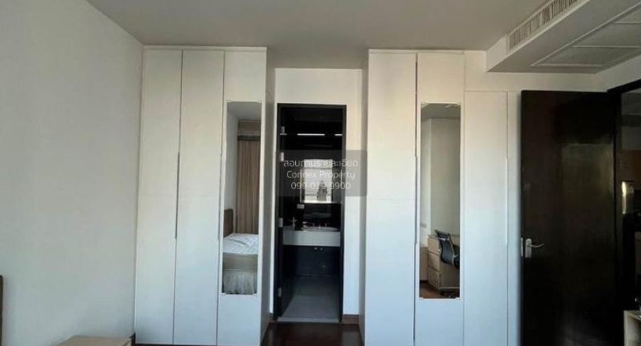 For rent 3 bedrooms condo in Pathum Wan, Bangkok