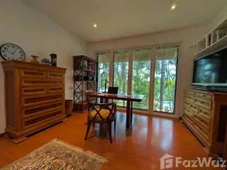 For sale 6 bedrooms villa in Tha Bo, Nong Khai