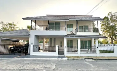Haus zur Miete mit 4 Zimmer in Bang Bua Thong, Nonthaburi
