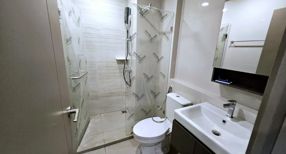 For rent 1 Beds condo in Phra Khanong, Bangkok