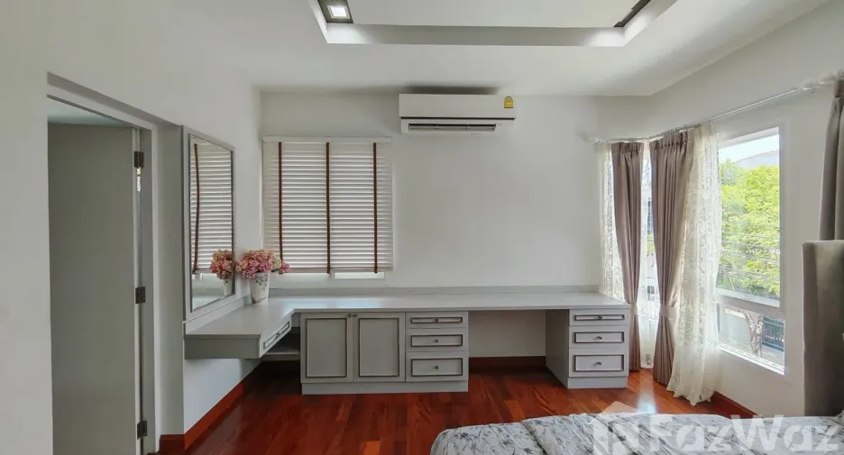 For sale and for rent 4 bedrooms house in Bang Phli, Samut Prakan