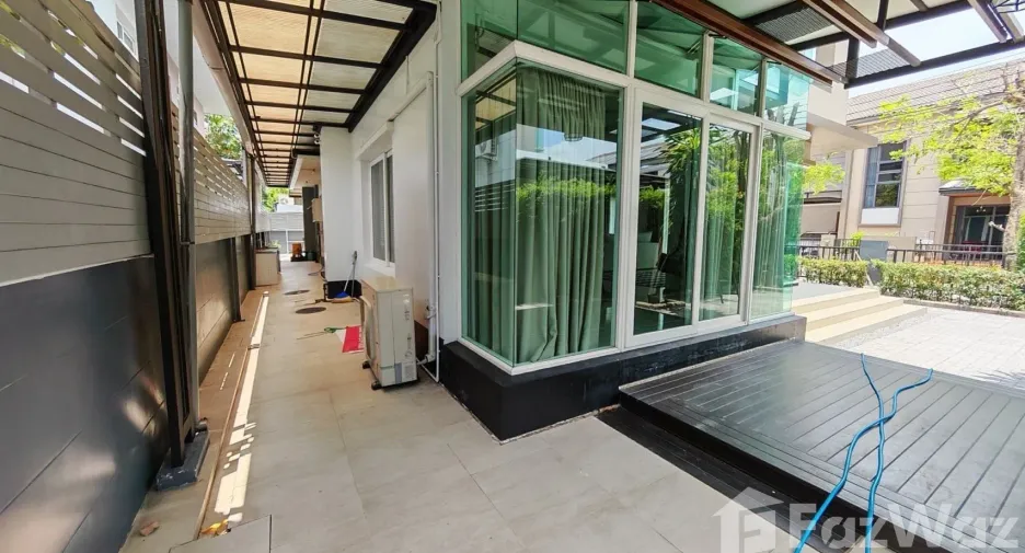 For sale and for rent 4 bedrooms house in Bang Phli, Samut Prakan
