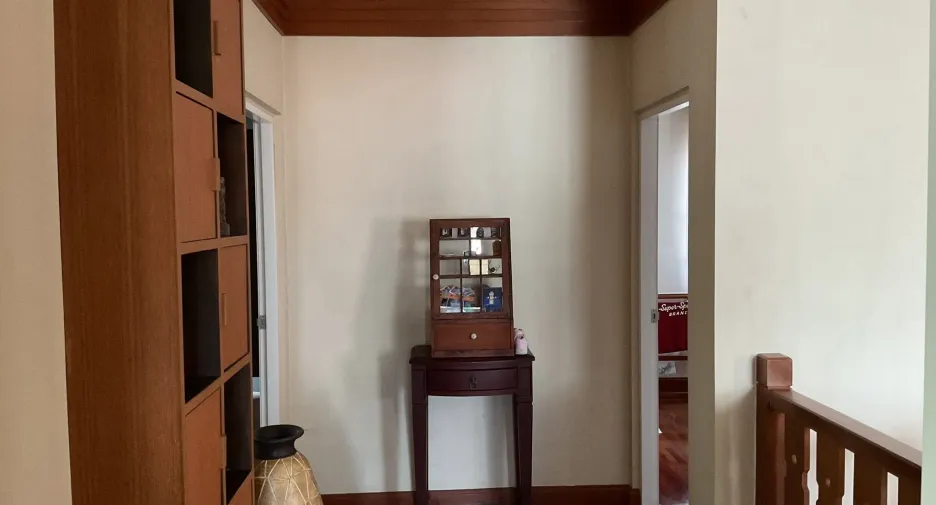 出租 和 出售 3 卧室 独立屋 在 Bang Khen, 曼谷