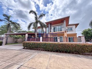 For sale 5 bedrooms house in Bang Lamung, Chonburi