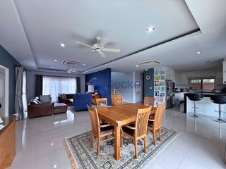 For sale 5 bedrooms house in Bang Lamung, Chonburi