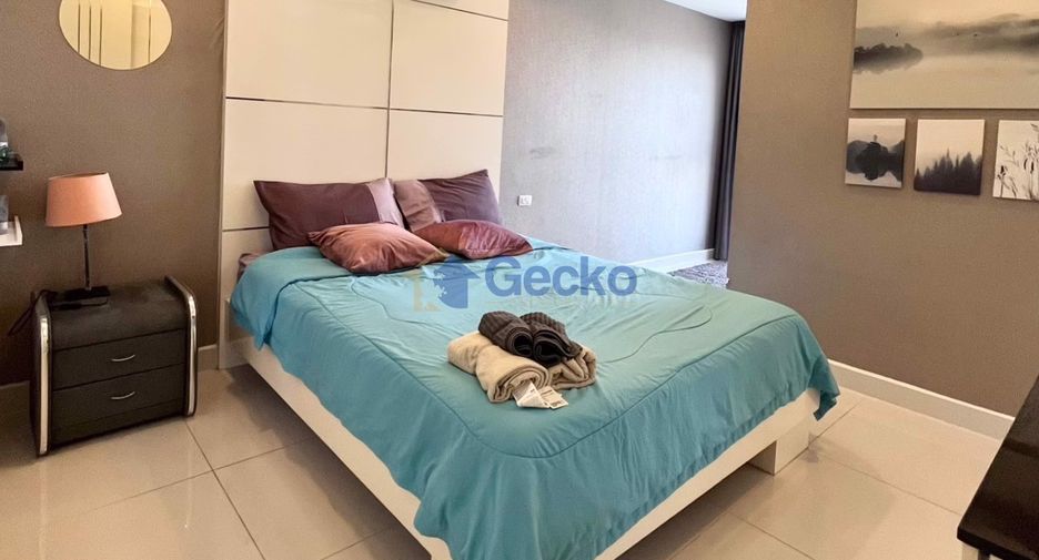 À vendre 2 chambres condo à Pratumnak, Pattaya