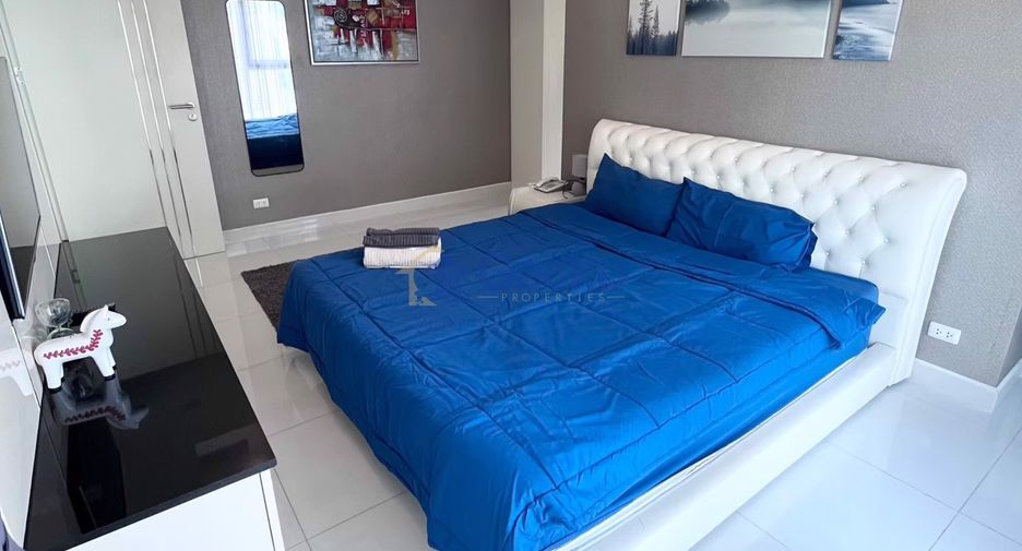 À vendre 2 chambres condo à Pratumnak, Pattaya