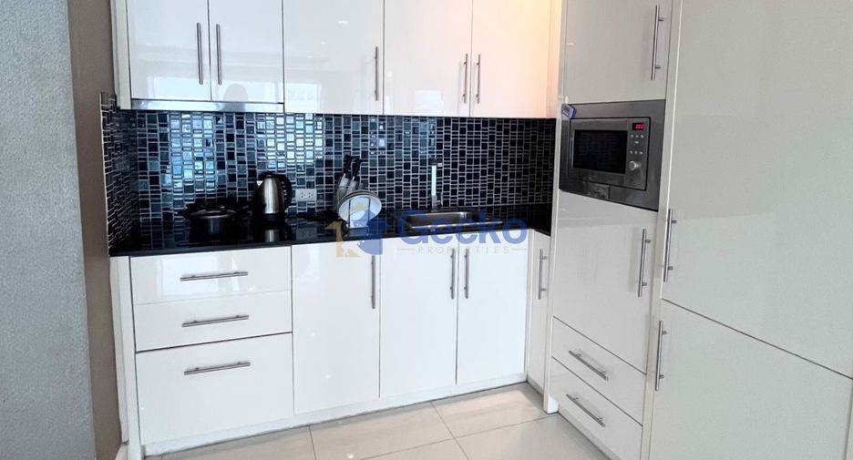 À vendre 2 chambres condo à Pratumnak, Pattaya