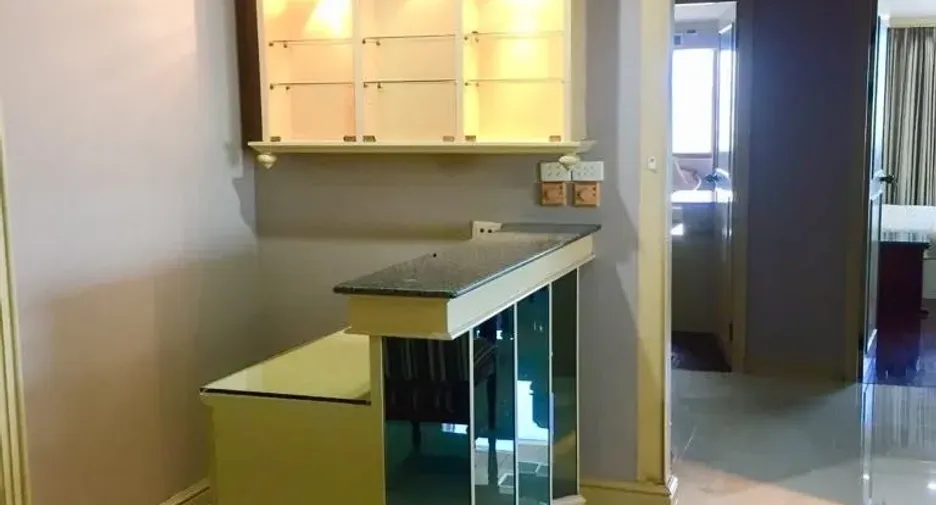 For rent 3 bedrooms condo in Watthana, Bangkok