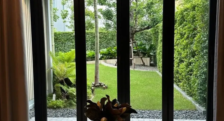 For rent 4 bedrooms house in Saphan Sung, Bangkok