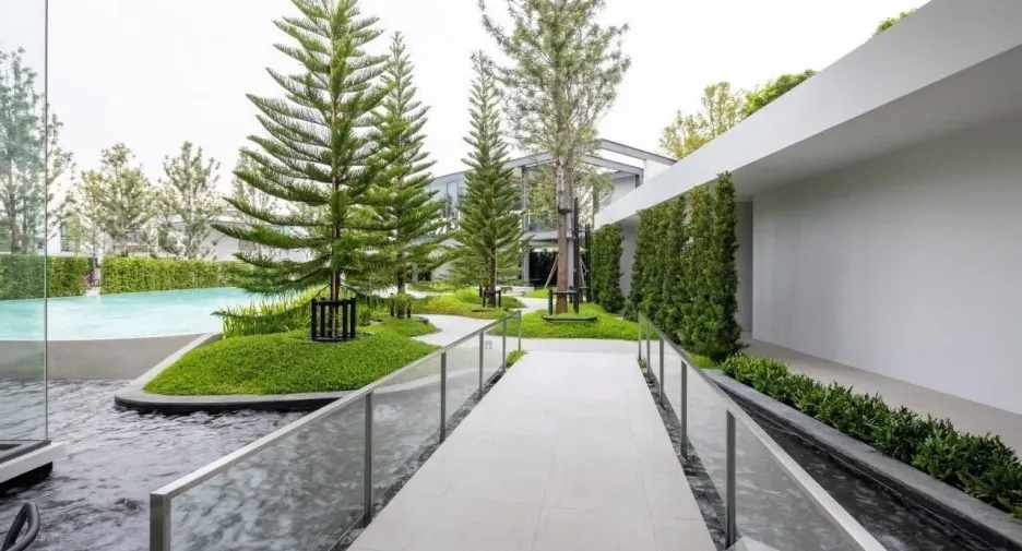 For rent 4 bedrooms house in Saphan Sung, Bangkok