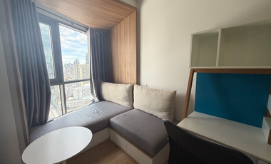 For rent 1 bed condo in Bang Rak, Bangkok