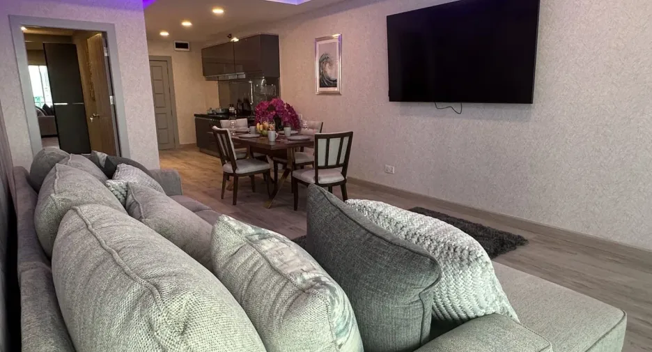 Condo en venta de 2 habitaciones en Pratumnak, Pattaya