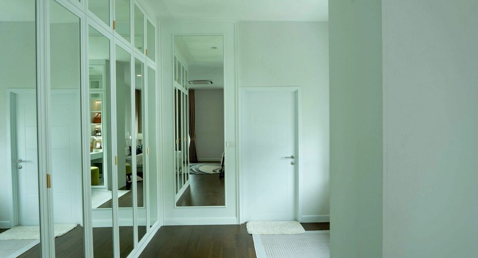 Villa zur Miete mit 4 Zimmer in Taling Chan, Bangkok
