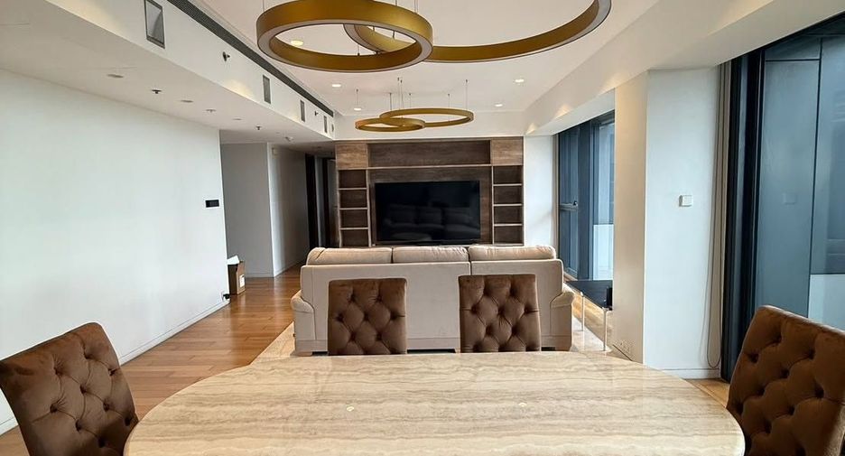 À vendre 3 chambres condo à Sathon, Bangkok