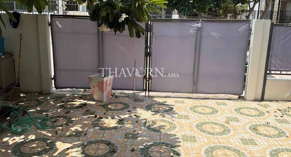 For rent 3 ベッドルーム house in Huay Yai, Pattaya