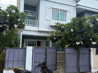 Haus zur Miete mit 3 Zimmer in Bang Lamung, Chonburi