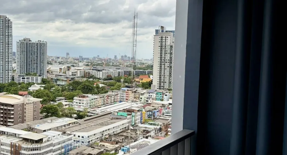À louer 1 chambre condo à Phra Khanong, Bangkok