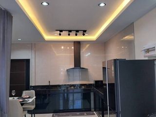 Casa en alquiler de 2 habitaciones en Bang Lamung, Chonburi