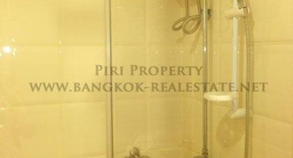 出售 2 卧室 公寓 在 Phra Khanong, 曼谷