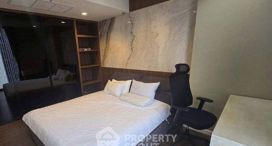 For sale 2 ベッドルーム condo in Sathon, Bangkok