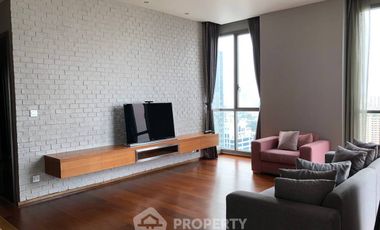 For rent 3 bedrooms condo in Watthana, Bangkok