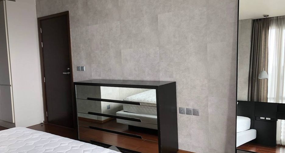 Wohnung zur Miete mit 3 Zimmer in Watthana, Bangkok