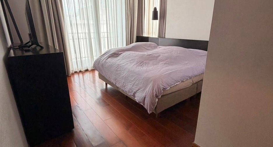 Wohnung zur Miete mit 3 Zimmer in Watthana, Bangkok