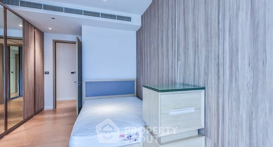 Wohnung zur Miete mit 3 Zimmer in Khlong San, Bangkok