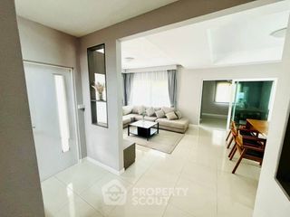 出租 3 卧室 独立屋 在 Prawet, 曼谷